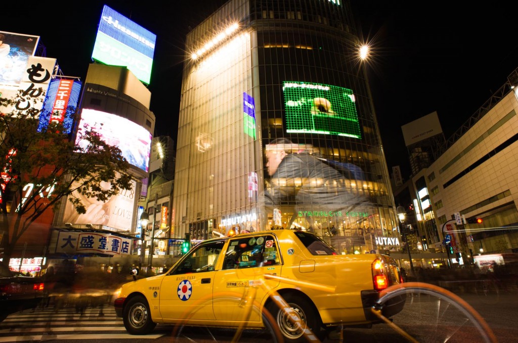 ShibuyaCrossing_ShibuyaNov2012_Blotto_1854