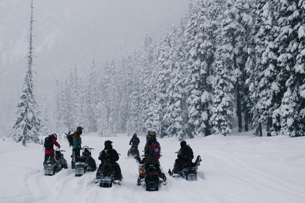 Snowmobiles_CanadaMarch2014_Blotto_5839