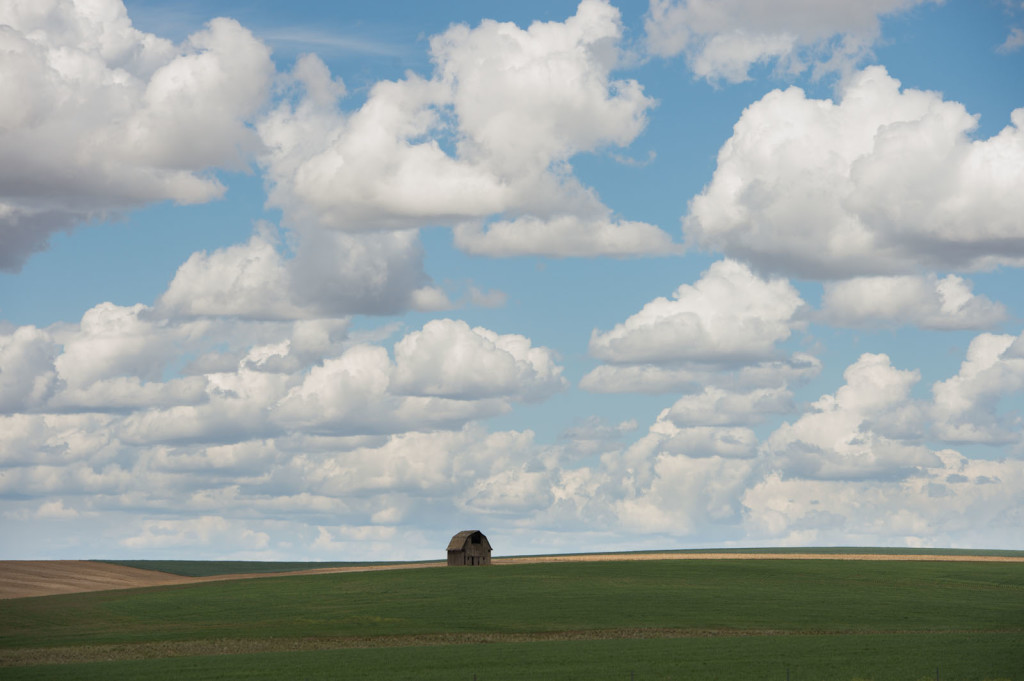 Barn_Interstate90_Blotto_9054