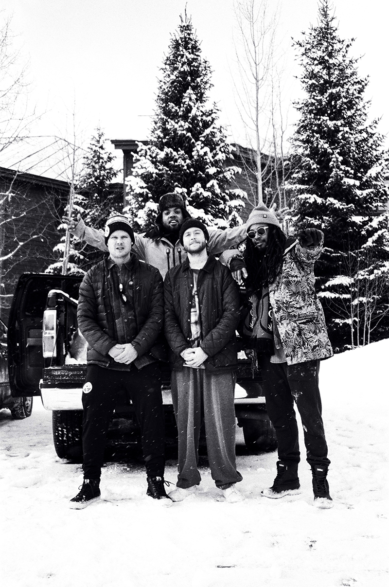 SNOWGODS_CREW