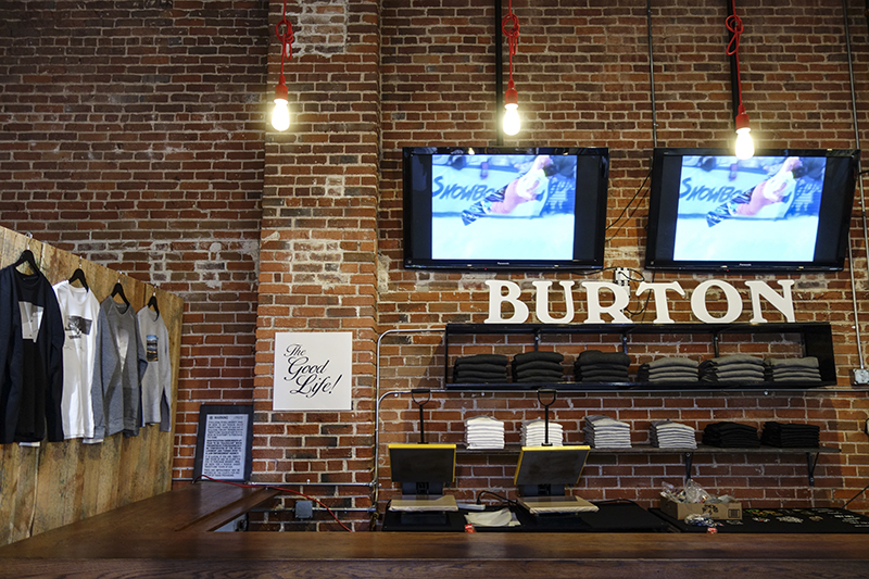 CUSTOM_BAR-BURTON